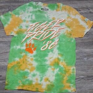 Stranger Things Tie-Dye Tiger Pride '86 T-Shirt